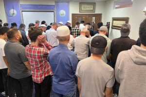 Мусульманскую общину оштрафовали за организацию молитвенного зала в столичном бизнес-центре