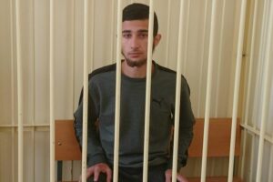 «Избивал и заставлял приседать»: мигранта-садиста, истязавшего ребёнка своей сожительницы, арестовали в Архангельске