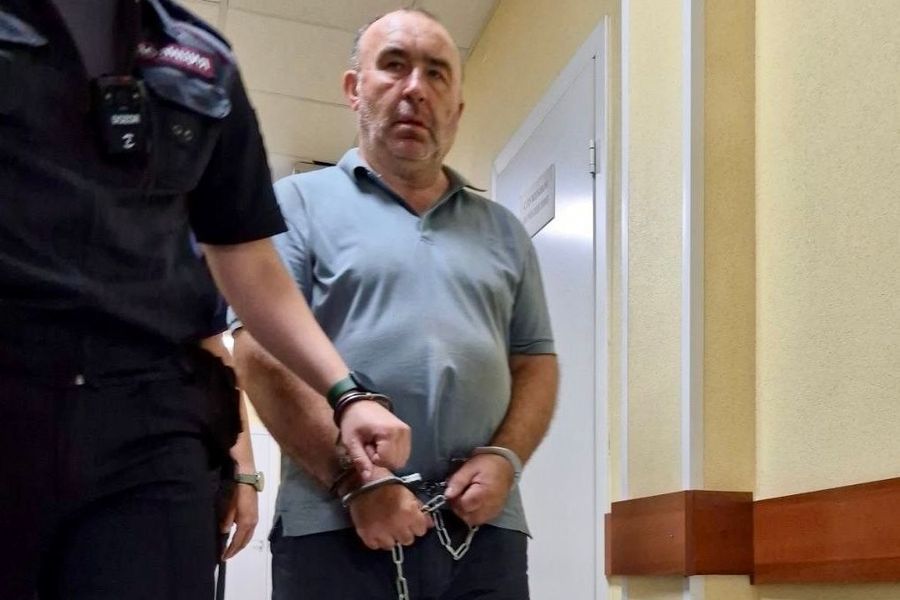 В Кузбассе арестовали педофила-рецидивиста, жестоко расправившегося с 12-летней девочкой