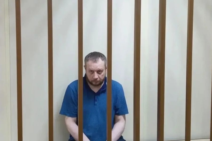 В Тюмени арестовали педофила, пытавшегося изнасиловать ребёнка в подъезде
