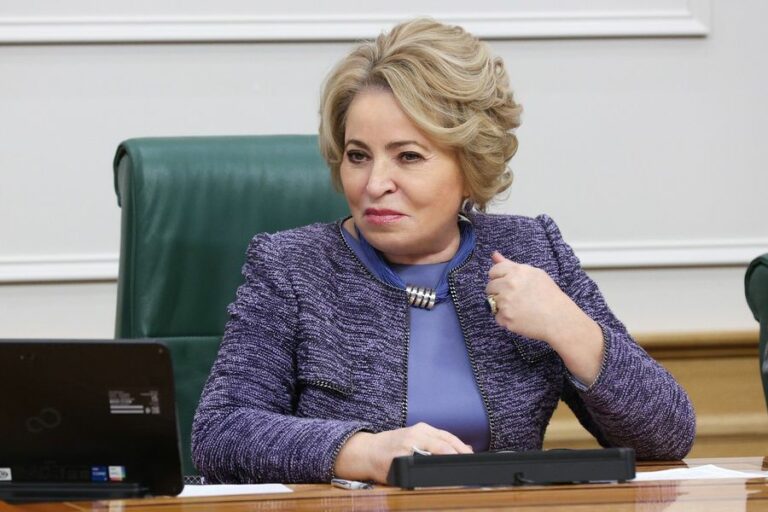 «Родить как минимум троих и сделать карьеру»: Матвиенко перечислила, что должны успеть россияне к 35 годам