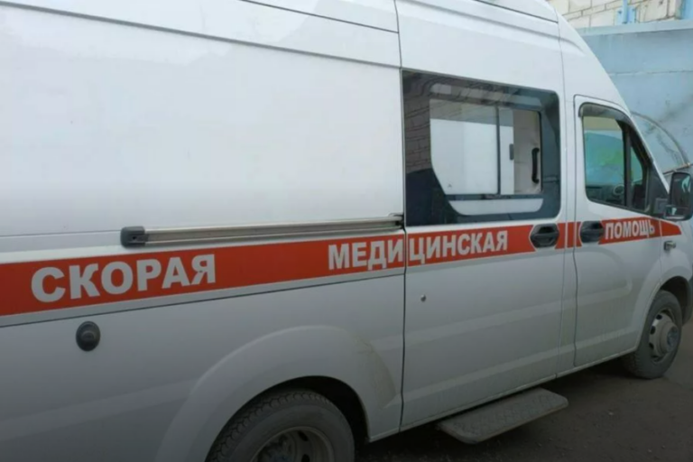 «Ничего святого не осталось»: в Петербурге бородач обстрелял скорую помощь, не уступившую ему дорогу
