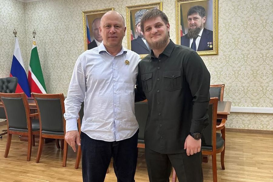 Путин наградил сына Кадырова медалью ордена «За заслуги перед Отечеством»