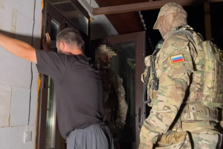 «Хотели превратить Россию в исламский халифат»: шестерым ваххабитам вынесли приговор за попытку захвата власти в Крыму